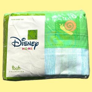 Winnie The Pooh Collection TWIN SHEET SET 3 Pieces Disney Home 1990's. NWT.